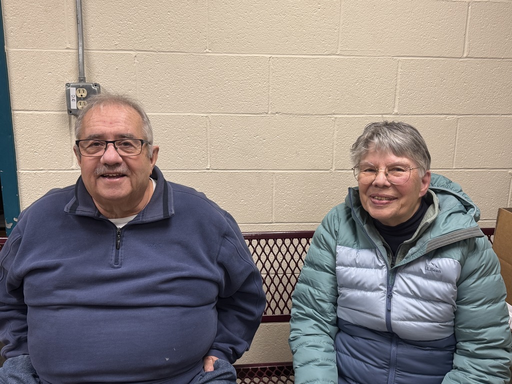 Last week, 24 National Junior Honor Society students and Mrs.  Mabey went to our local food pantry, Hoosick Area Church Association (HACA). The students moved ~5,000 lbs of food from HACA to the Town's Reynolds-Gilchrest Skating Rink, to be sorted and placed into ~180 Thanksgiving distribution boxes for the community. 💙🤍
