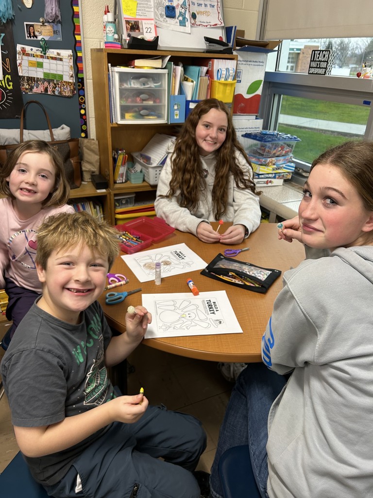 Each week, Mrs. Stebbins' 8th-grade guide students go to Mrs. Gardner's 2nd-grade classroom for a visit. Some weeks they read stories, and other weeks they do projects together. Our elementary students so enjoy their time with their middle school buddies!!  🐾 Thanks for sharing, Mrs. Gardner!