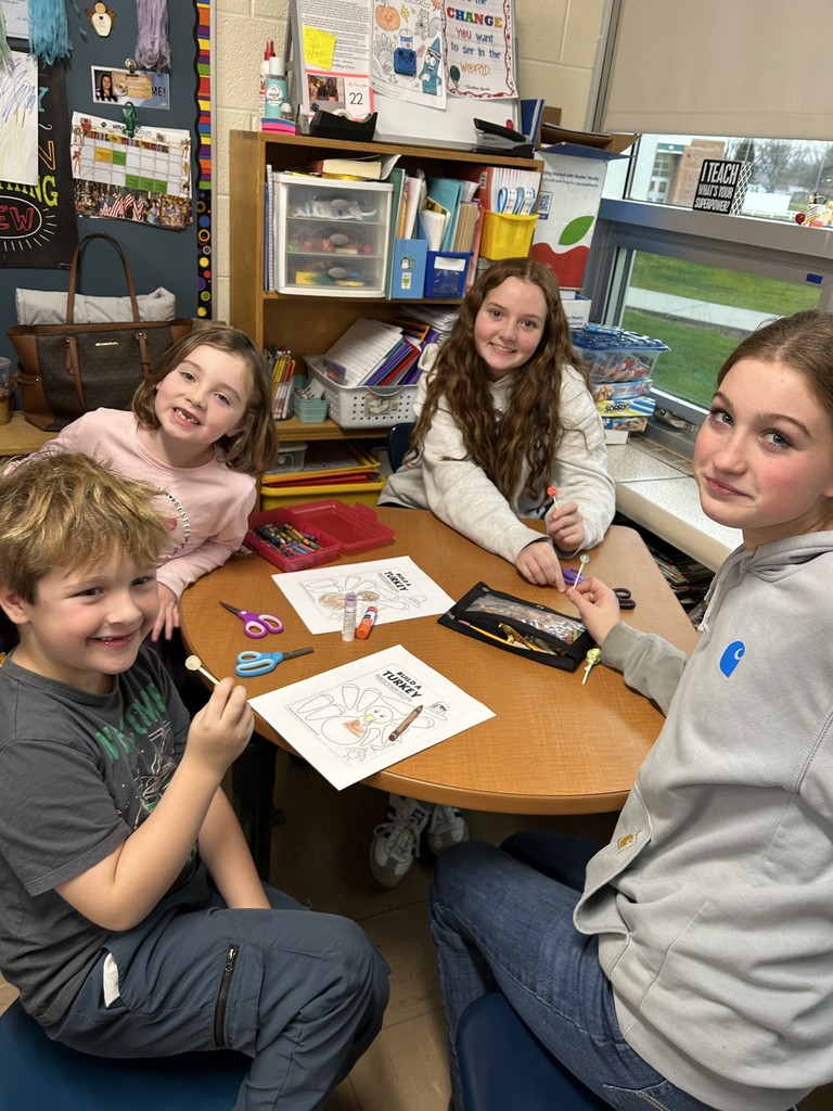 Each week, Mrs. Stebbins' 8th-grade guide students go to Mrs. Gardner's 2nd-grade classroom for a visit. Some weeks they read stories, and other weeks they do projects together. Our elementary students so enjoy their time with their middle school buddies!!  🐾 Thanks for sharing, Mrs. Gardner!