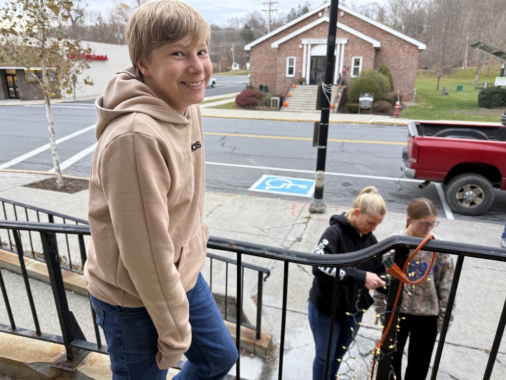 A group of  HFCS Living History Summer Institute participants got together to continue a historic Hoosick Falls tradition! The students decorated the Post Office and set up Santa’s mailbox! 🎅🏻This magical mail box allows children to send letters directly to the North Pole. Children who leave a letter in the mailbox will receive a personalized reply from an elf! 🎄(Thanks for sharing, Mrs. Katie Brownell!)