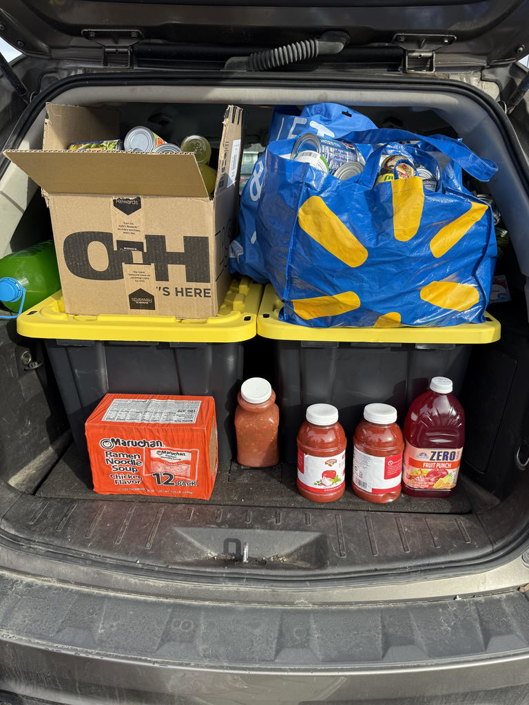 Before Thanksgiving break, HFCS made a few donations to the local food pantry at HACA (Hoosick Area Church Association). The elementary school hosted a hat day where students and staff could donate $1 to HACA and wear a hat. They raised $480! The Art Club also held a food and toiletries drive and collected a lot of great items. The middle school had a house challenge to see which house could collect more food items to donate, and they filled a trunk!  Great job to our students and staff, and to the families who help donate and encourage our students to spread generosity and think about our community. 💙🐾