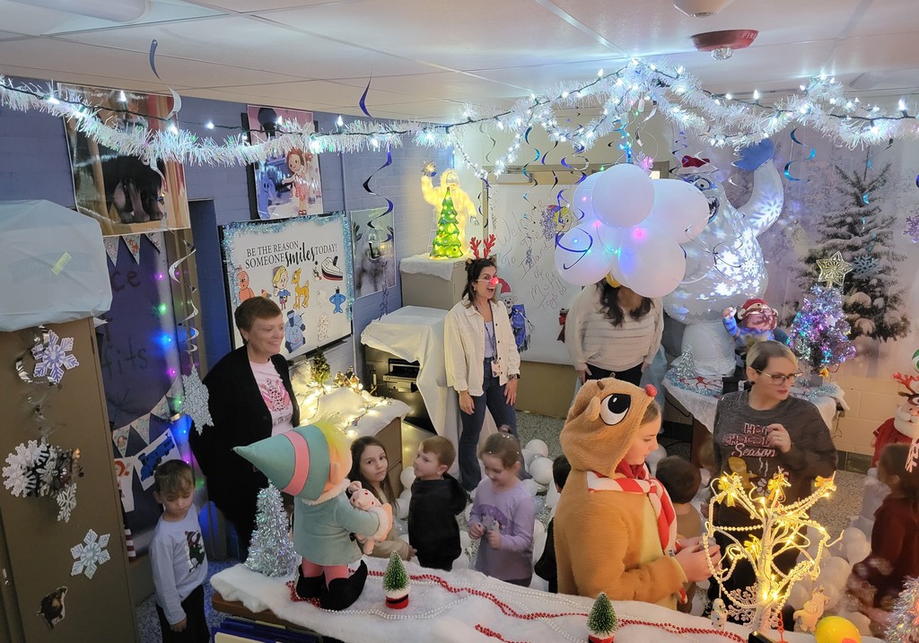 Our School Resource Officer, Deputy Garhartt, organized a fun activity this holiday season. Each school office participated in a friendly office decorating contest! Our pre-k students made the rounds today to judge the decorations, and the elementary's gingerbread theme was their favorite, followed by the middle school's Island of Misfit Toys theme, and the high school's Elf the movie theme. Our office staff went above and beyond to make our spaces special for our students! Everyone did a great job!!