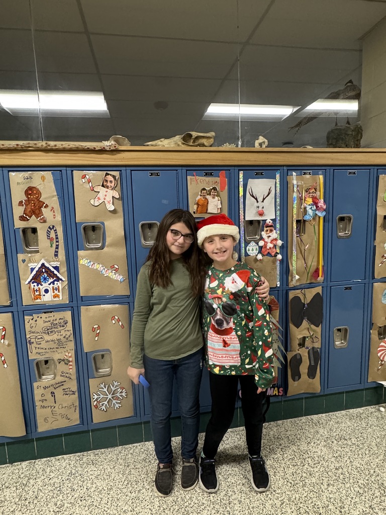 ms holiday hallway contest