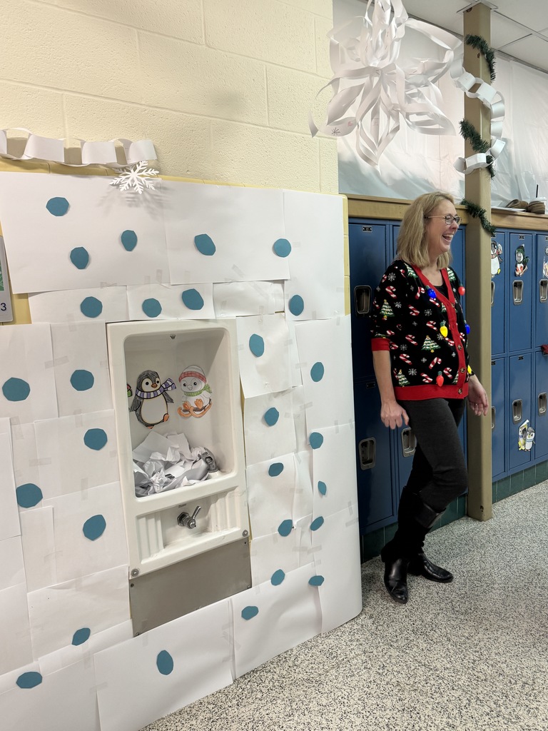 ms holiday hallway contest