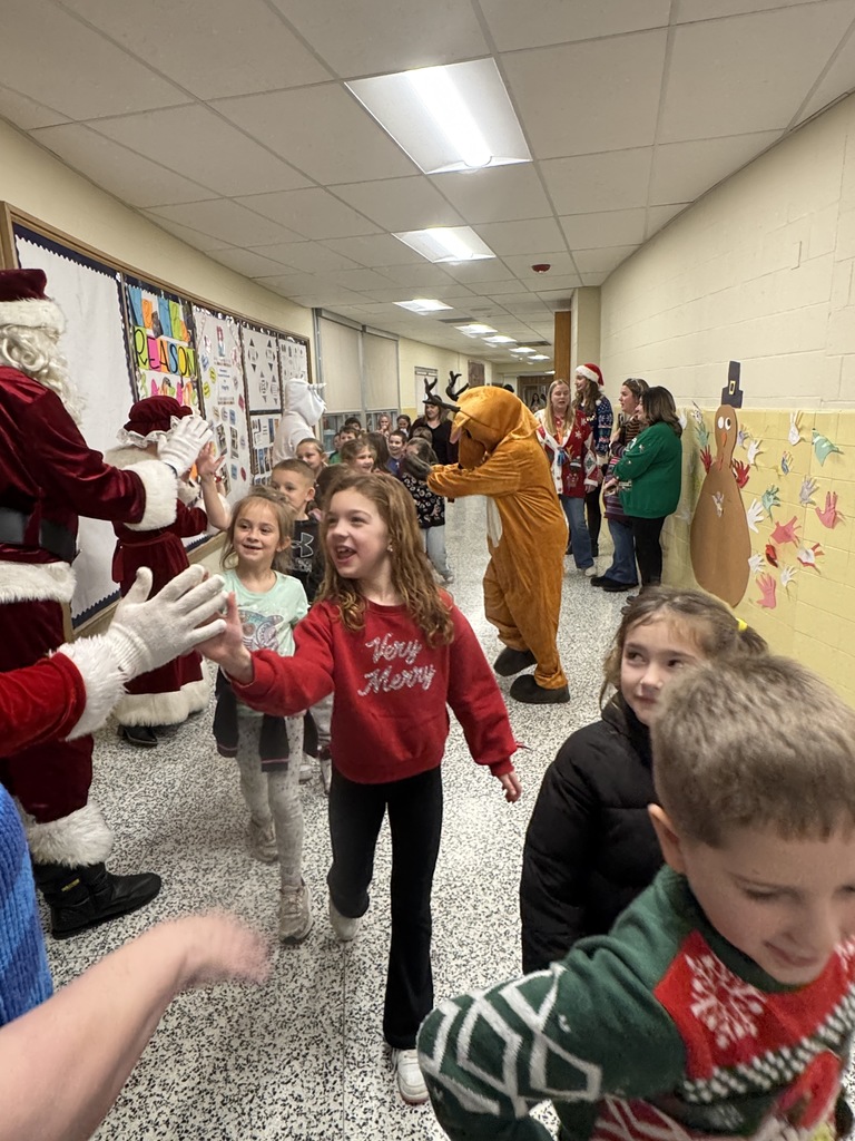 santa high fives 2025