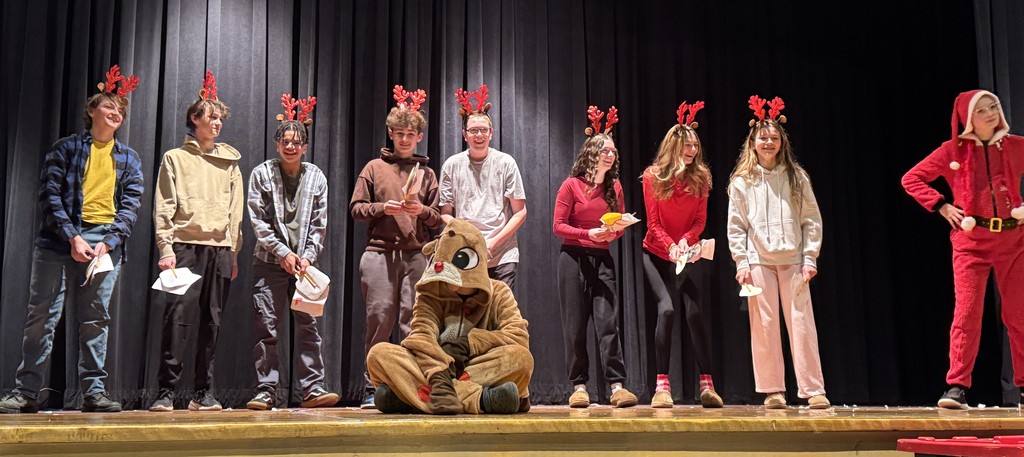 middle school holiday lip sync battle 2025