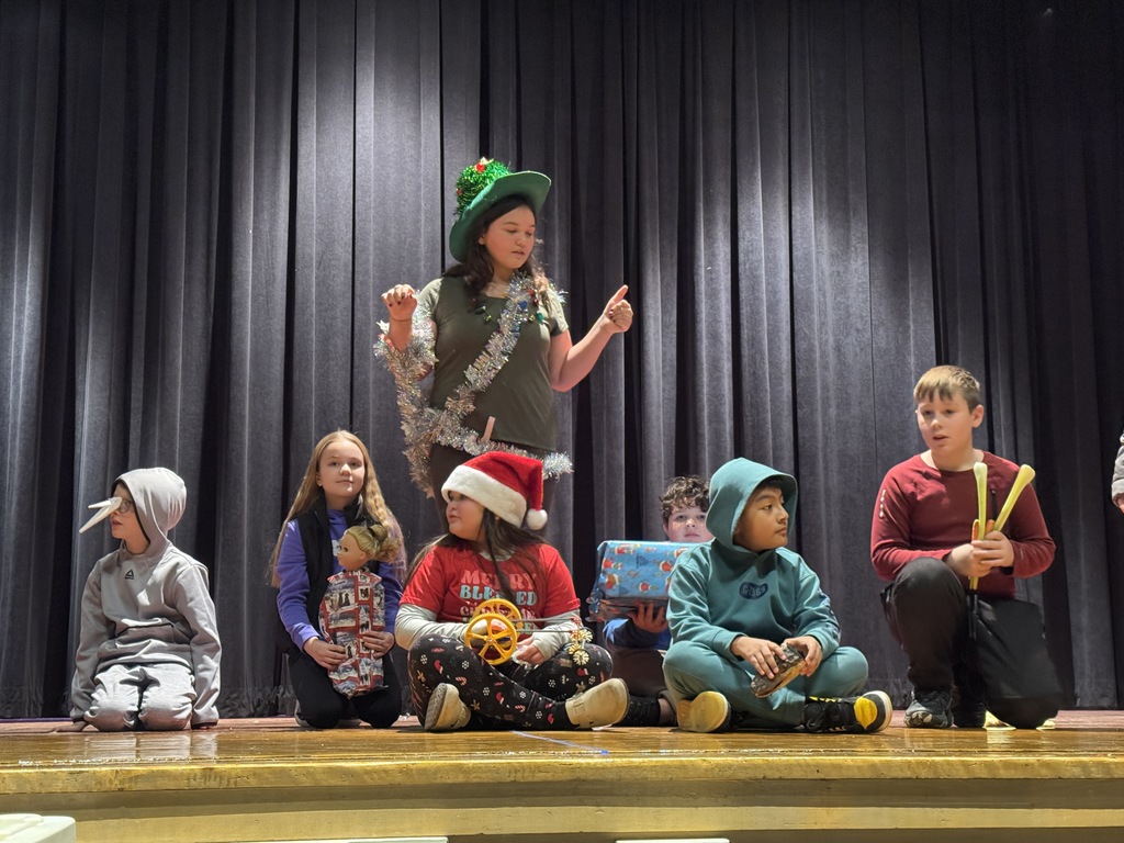 middle school holiday lip sync battle 2025