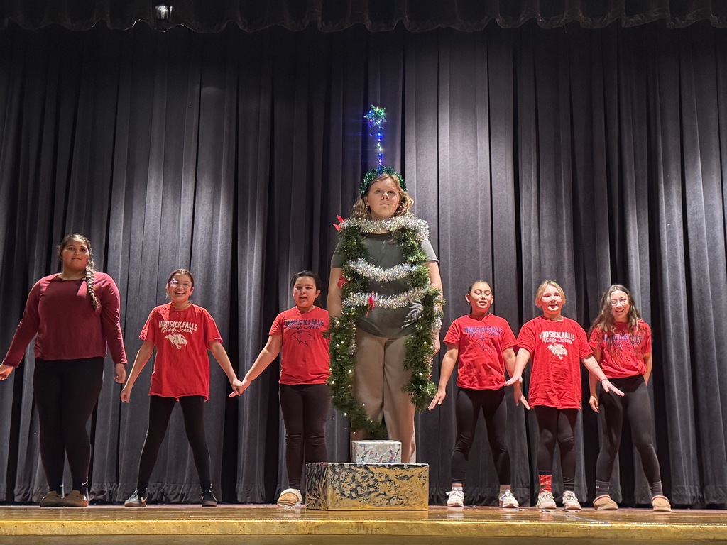 middle school holiday lip sync battle 2025