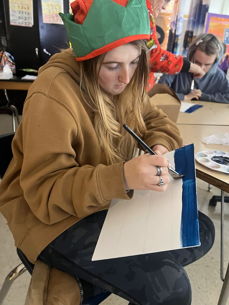 Every year around the holidays, Mrs. Philpotts-Breese and Mrs. Sutton's students chose a painting to reproduce. This year, they chose the "Northern Lights” painting. They persevered, and their finished products were stunning!! They all did a great job letting their creativity shine through! 🎨🌌