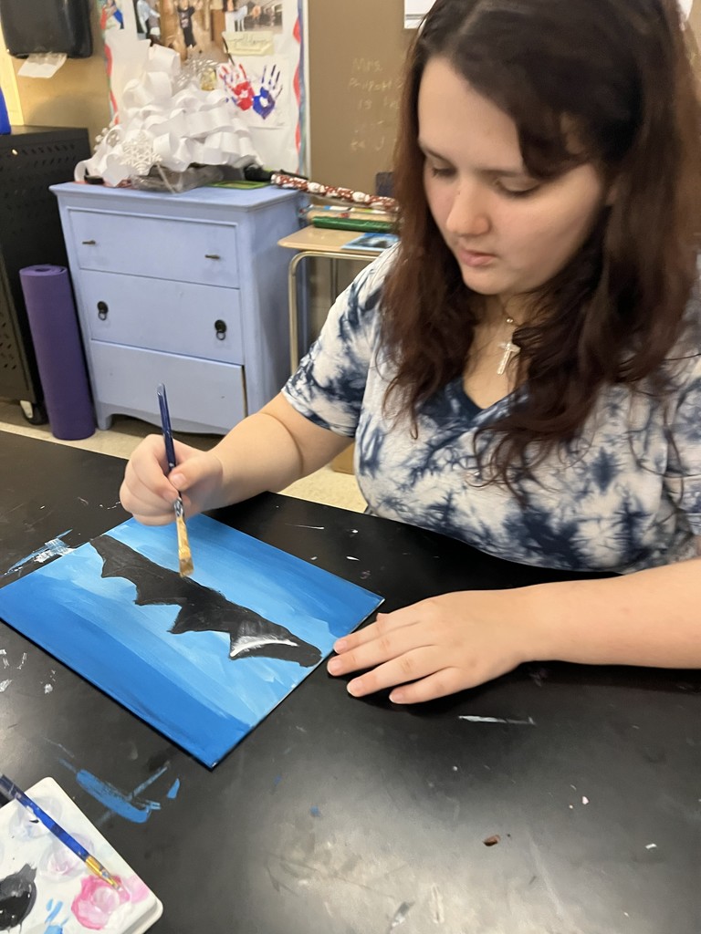 Every year around the holidays, Mrs. Philpotts-Breese and Mrs. Sutton's students chose a painting to reproduce. This year, they chose the "Northern Lights” painting. They persevered, and their finished products were stunning!! They all did a great job letting their creativity shine through! 🎨🌌