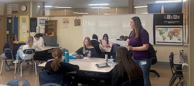 High School Business Teacher, Ms. Hamilton, has some news to share from her Personal Finance classes! On Tuesday, Feb. 3rd and Wednesday, Feb. 4th, Morgan Keith, Branch Operations/Community Relations Specialist from TCT Federal Credit Union, came to HFCS to present to the Personal Finance classes. Some of the topics covered included: Banks vs Credit Unions, financial services offered, building credit, and avoiding fraud. Students were provided with presentations, handouts, and some swag! It's always great to have community partners come for a visit! 