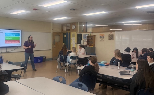 High School Business Teacher, Ms. Hamilton, has some news to share from her Personal Finance classes! On Tuesday, Feb. 3rd and Wednesday, Feb. 4th, Morgan Keith, Branch Operations/Community Relations Specialist from TCT Federal Credit Union, came to HFCS to present to the Personal Finance classes. Some of the topics covered included: Banks vs Credit Unions, financial services offered, building credit, and avoiding fraud. Students were provided with presentations, handouts, and some swag! It's always great to have community partners come for a visit! 