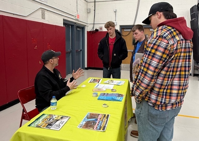 Last week,  Ms. Hamilton and Mr. Marsh brought 20 HFSC students to the 4th Annual Tamarac High School Trade Career Fair.  Students circulated the event, visited booths, and gained firsthand knowledge from individuals working in the area's top trades.  Some of the industries represented were: Construction, Cosmetology, Criminal Justice, Finishing Trades (glazing), Welding, and many more! Thanks for sharing, Ms. Hamilton and Mr. Marsh!!