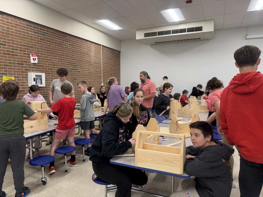 urtis Lumber joined our 4th grade classes earlier this month to build their very own tool boxes to take home! Our students and teachers love this activity and the students did an amazing job! There was a lot of independence, problem solving and hard work that went on. Some of Mr. Drew's high school 'Intro to Woodworking' students joined as well, to lend a helping hand. 