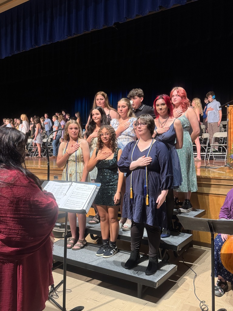 🐾🎓 Congratulations to our 8th-grade students on their 8th-grade graduation. We are proud of all you have accomplished and are excited to welcome you to Hoosick Falls High School. Best wishes as you begin this exciting new chapter as members of the Class of 2030!