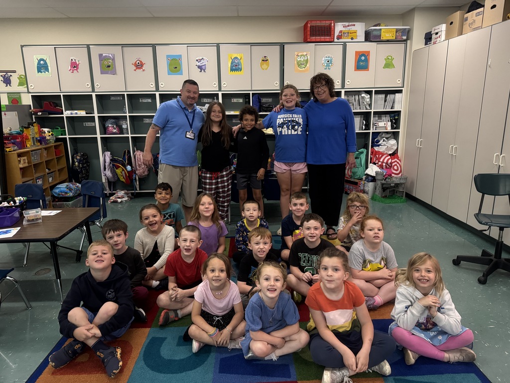 4th graders breakfast with marquart