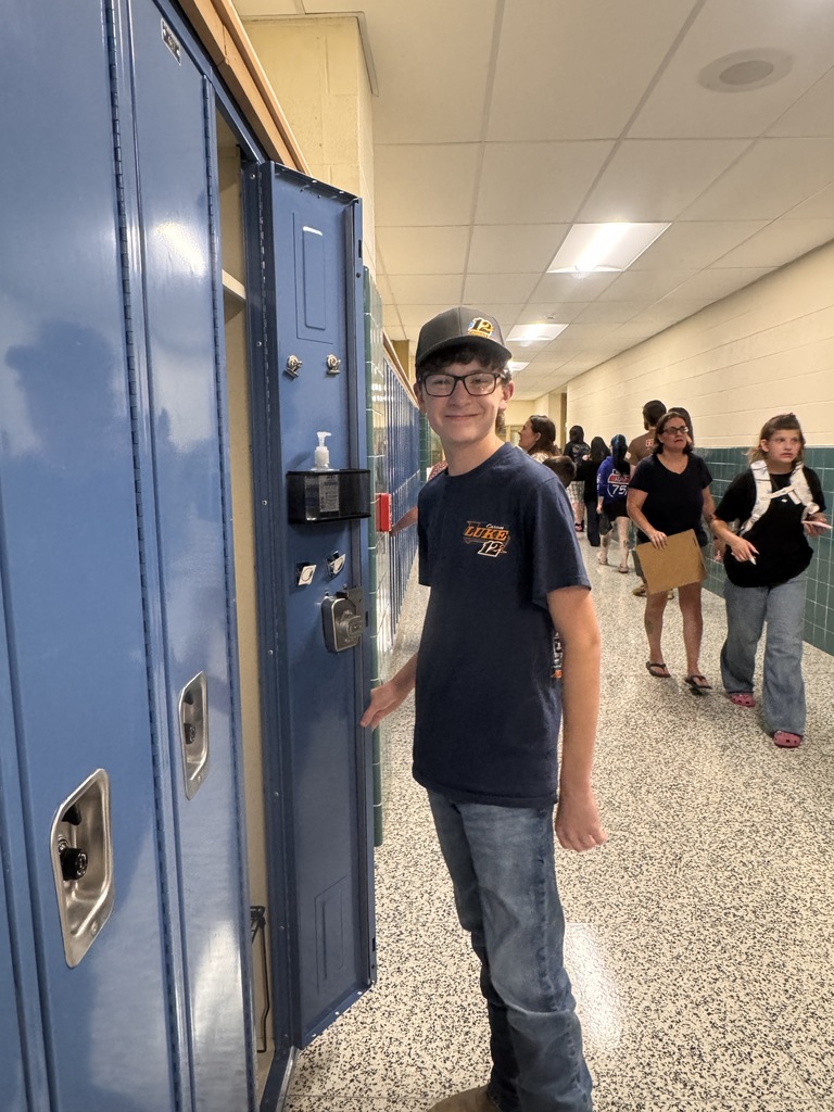 Thank you to everyone who joined us last night for our Elementary & Middle School Open House and High School Walk-Through! It was wonderful to see familiar faces, meet new families, and welcome everyone back. 📚 We hope those first-day jitters are turning into excitement! Our classrooms are ready, our staff is ready, and we can’t wait to see our Panthers back in the building. 🐾