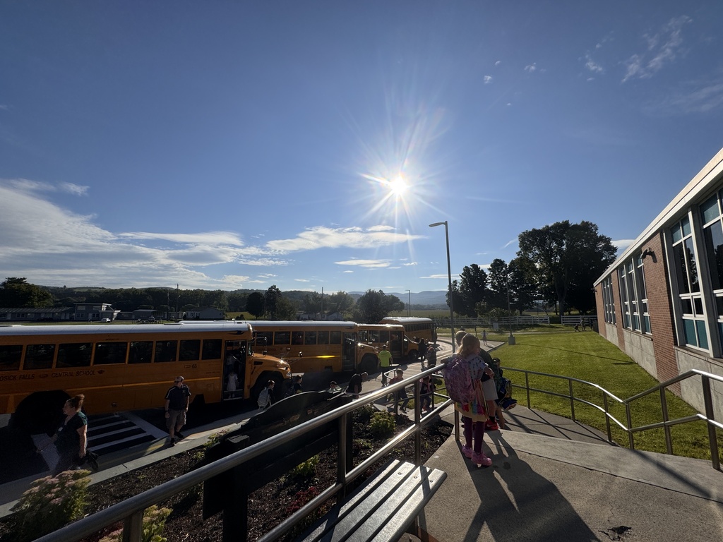 Happy First Day of School, HFCS! 🚌📚The halls are buzzing, the classrooms are ready, and our doors are officially OPEN! Welcome back to all of our students, teachers, and staff. We are so excited to kick off another incredible year together! 🐾