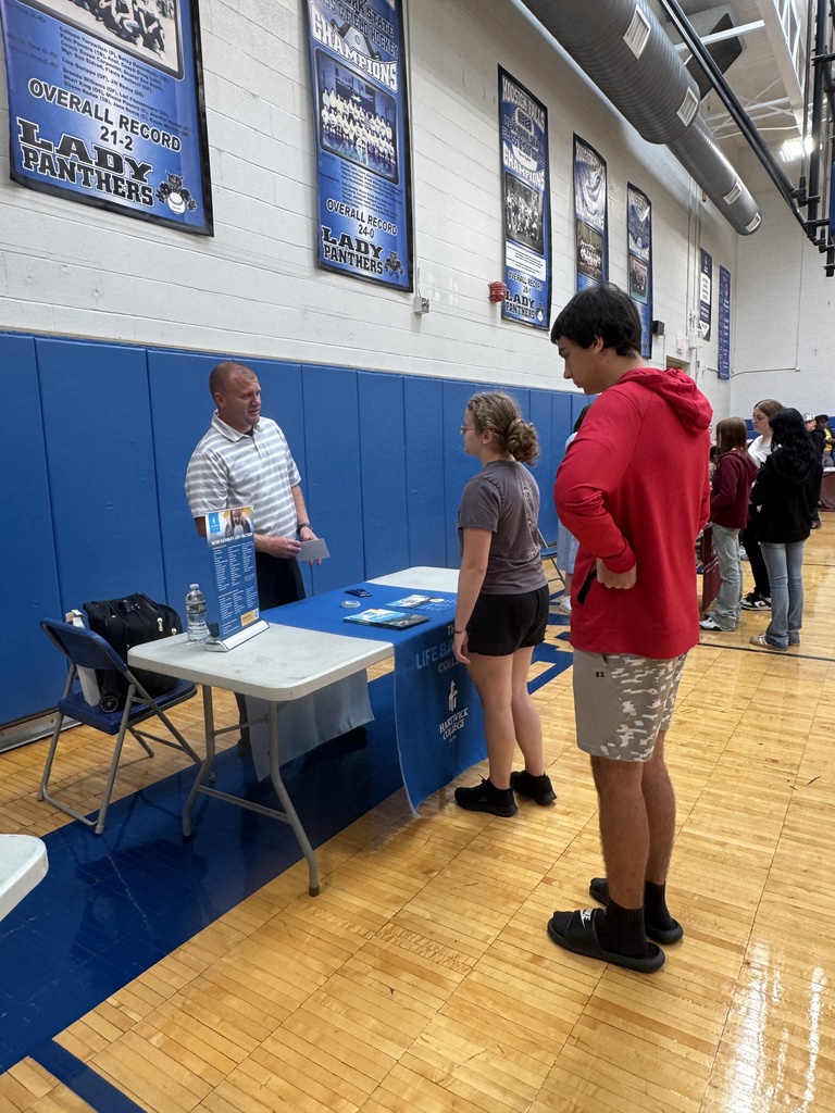 🎓 FUTURE PLANNING IN ACTION!  Yesterday’s College Caravan gave our 9–12 high schoolers a front-row seat to explore their options after graduation! Students spent time connecting one-on-one with representatives from a wide range of colleges, trade schools, and universities.  Shoutout to our High School Counselors, Ms. King and Mr. Cohen, for putting together an awesome event! 🌟  Featured Schools:  Albany College of Pharmacy & Health Sciences | Champlain College | Hudson Valley CC | Lincoln Tech | Maria College | Niagara University | Paul Mitchell | Russell Sage College | Siena University | SUNY Brockport | SUNY Delhi | SUNY Fulton-Montgomery CC | University at Albany | Utica University