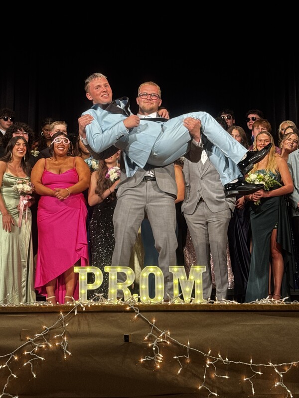 grand march pictures 2026