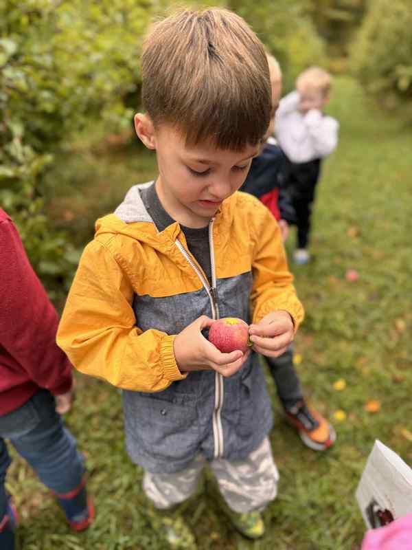 Terry's Orchard Field Trip