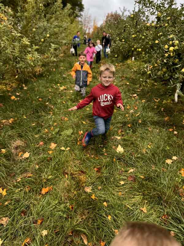 Terry's Orchard Field Trip