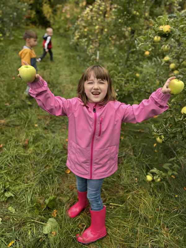 Terry's Orchard Field Trip