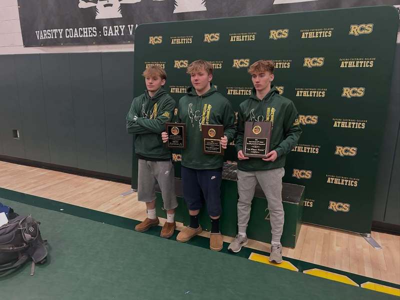boys wrestling team title