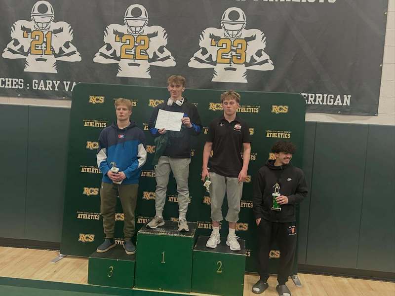 boys wrestling team title