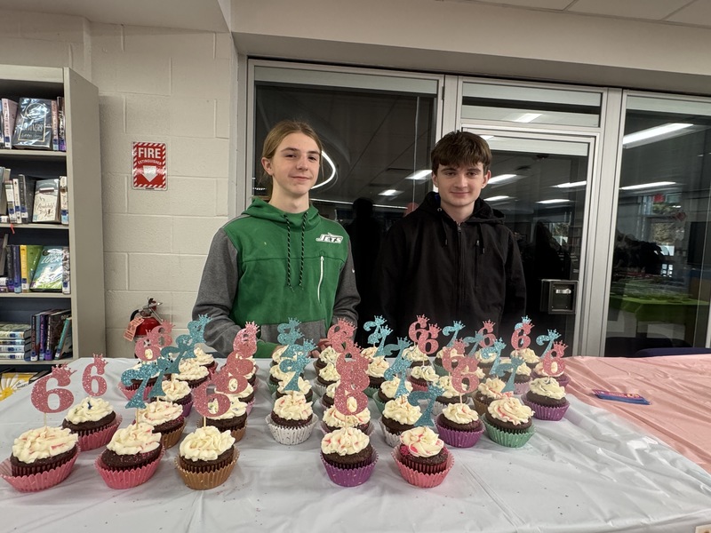 cupcake wars december 2025