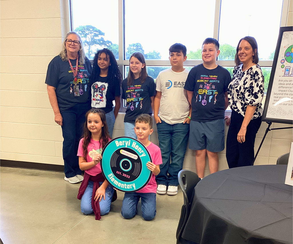☕💙 BHE EAST welcomed community members this morning for the Hope-Hempstead County Chamber of Commerce Community Coffee! Guests enjoyed brunch and conversation while learning more about EAST and seeing how our students use technology, creativity, and teamwork to make a difference. We are proud of our students for sharing their projects and representing BHE so well! Thank you to everyone who joined us and supported our students! #BHEBobcats #EASTInitiative #HopePublicSchools #CommunityCoffee
