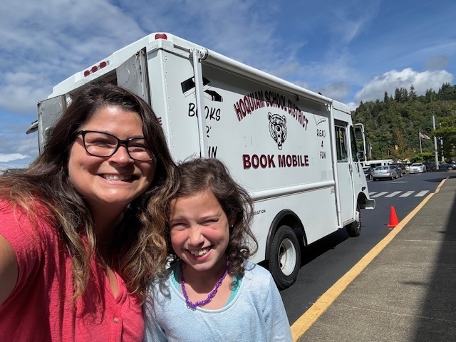 📚 A huge THANK YOU to everyone who participated in the Hoquiam School District Book Mobile this summer!  Summer reading is such an important way to keep young minds growing, and we loved seeing so many students dive into great books.  We can’t wait to welcome you back to our school libraries this fall! Happy reading! 🍂📖