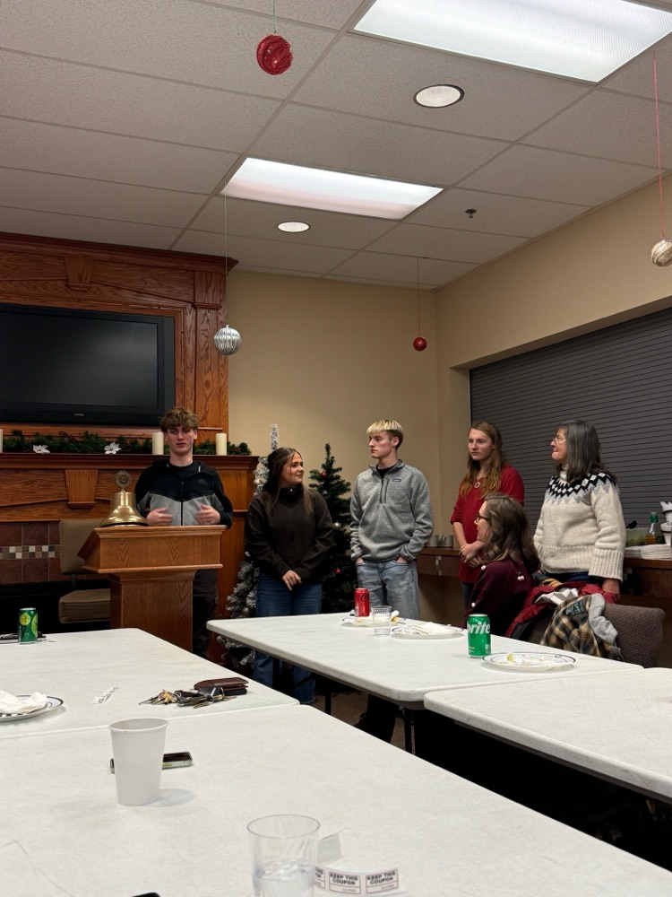 students working together 