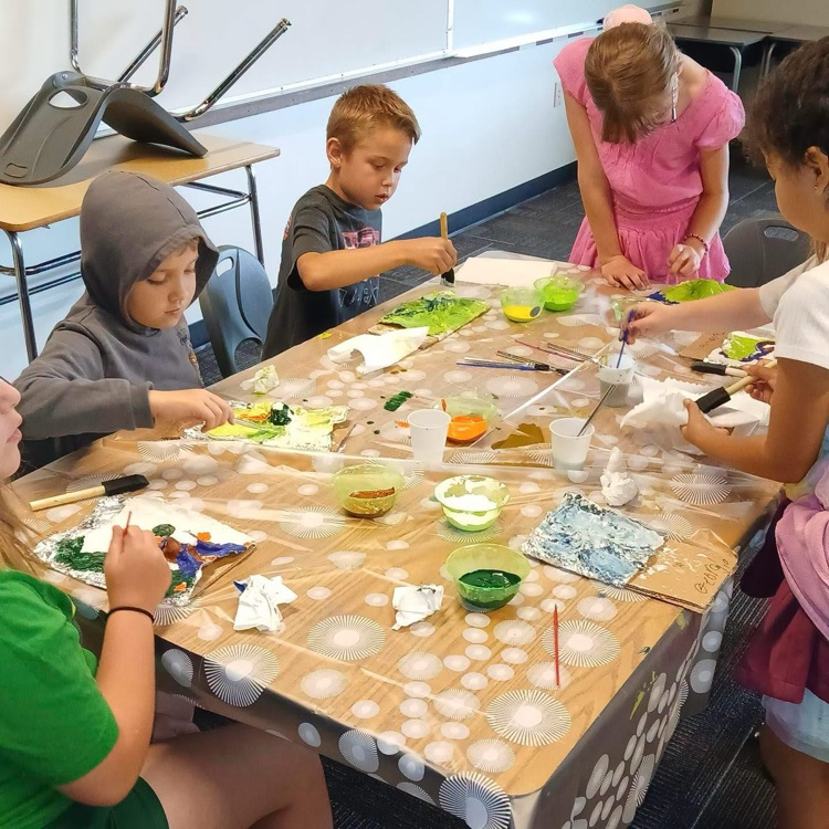 summer school kids painting