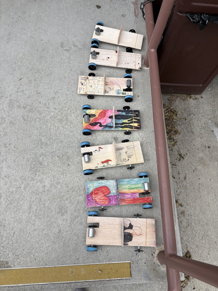 Decorated solar cars. 