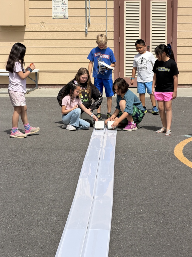 Students setting up their solar cars. 