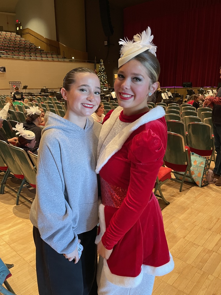 Howland students performing and watching