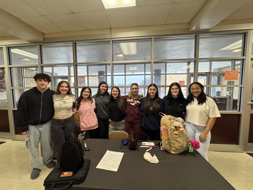 Students promote healthy relationships