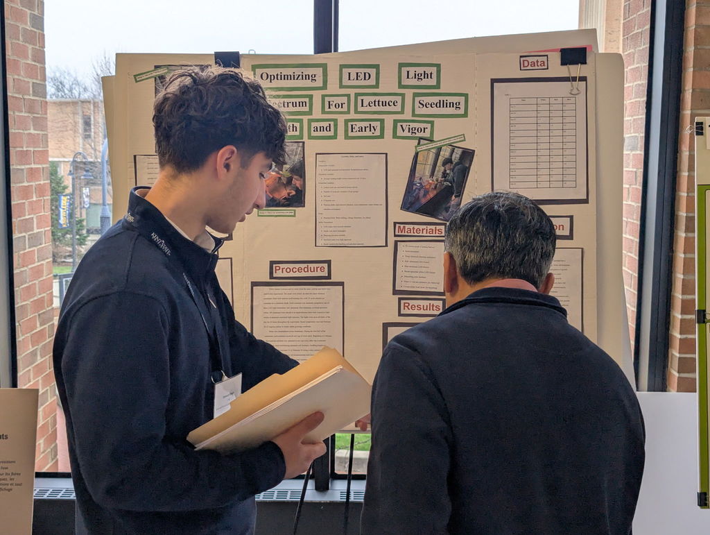 Students Participate in Regional Science Day at Kent State