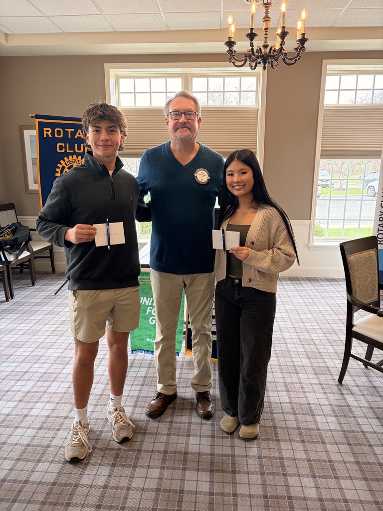 Josh Chuba and Destiny Nguyen recently spoke at the Howland Rotary meeting, joining President Gary Lehman to share their experience at the RYLA Leadership Conference, sponsored by Rotary. Thank you to Howland Rotary for supporting this opportunity!