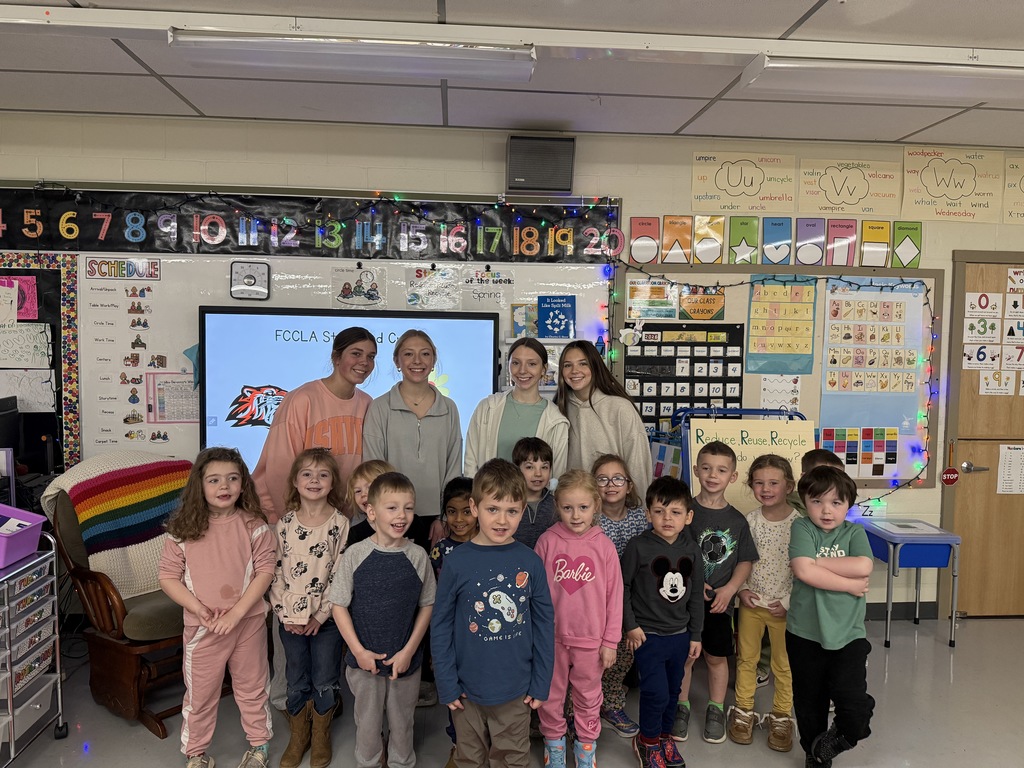 Howland FCCLA members recently visited Howland Preschool to teach students about recycling, reducing, and reusing. 