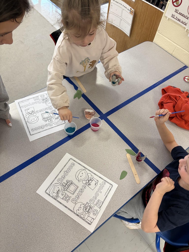 Howland FCCLA members recently visited Howland Preschool to teach students about recycling, reducing, and reusing. 