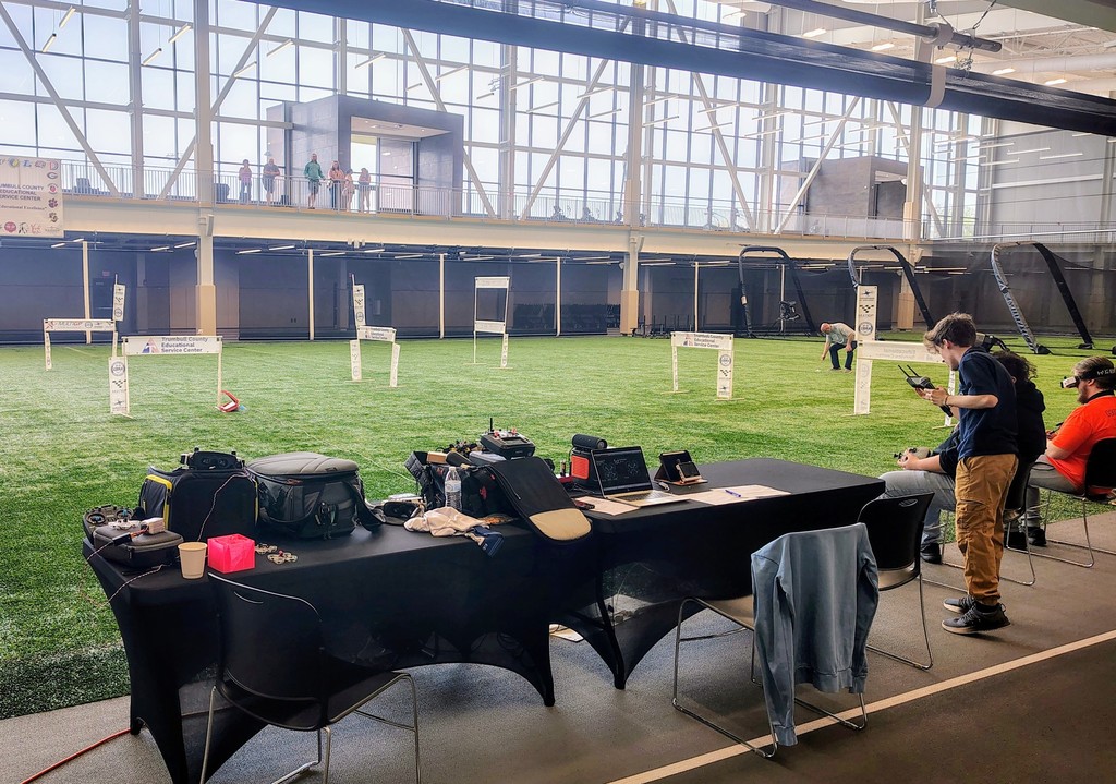 howland drone racing team