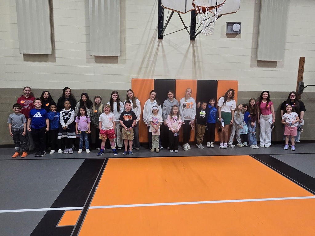High school FCCLA students and elementary students from Howland Glen meet together after participating in a yearlong pen pal project.
