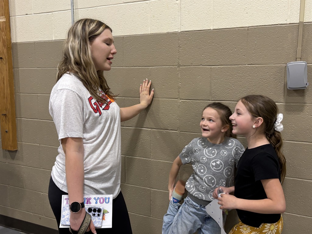 High school FCCLA students and elementary students from Howland Glen meet together after participating in a yearlong pen pal project.