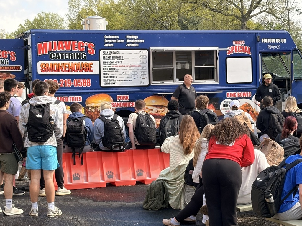 mijavecs catering truck