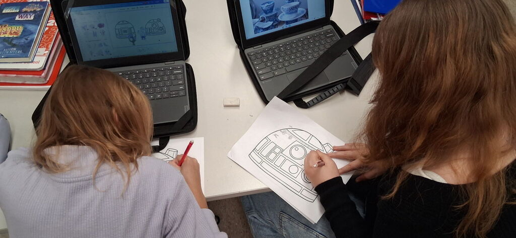 Howland Intermediate School students participate in Ohio Code Scholar, with Kenley and Ryeliegh working on Arduino wiring and audio while classmates develop ideas for 3D designs.