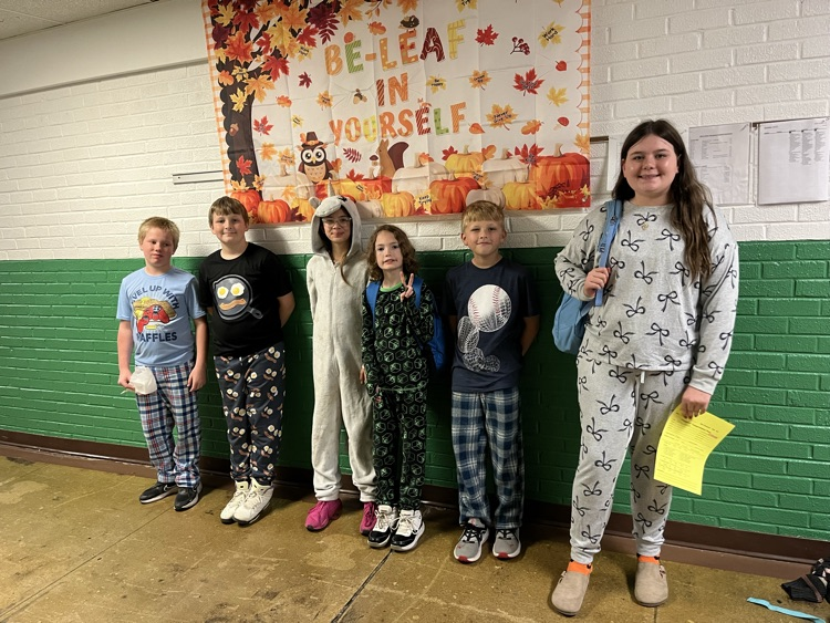 💚🏈 Homecoming Spirit Week💚🏈 Day 1 Pajama Day