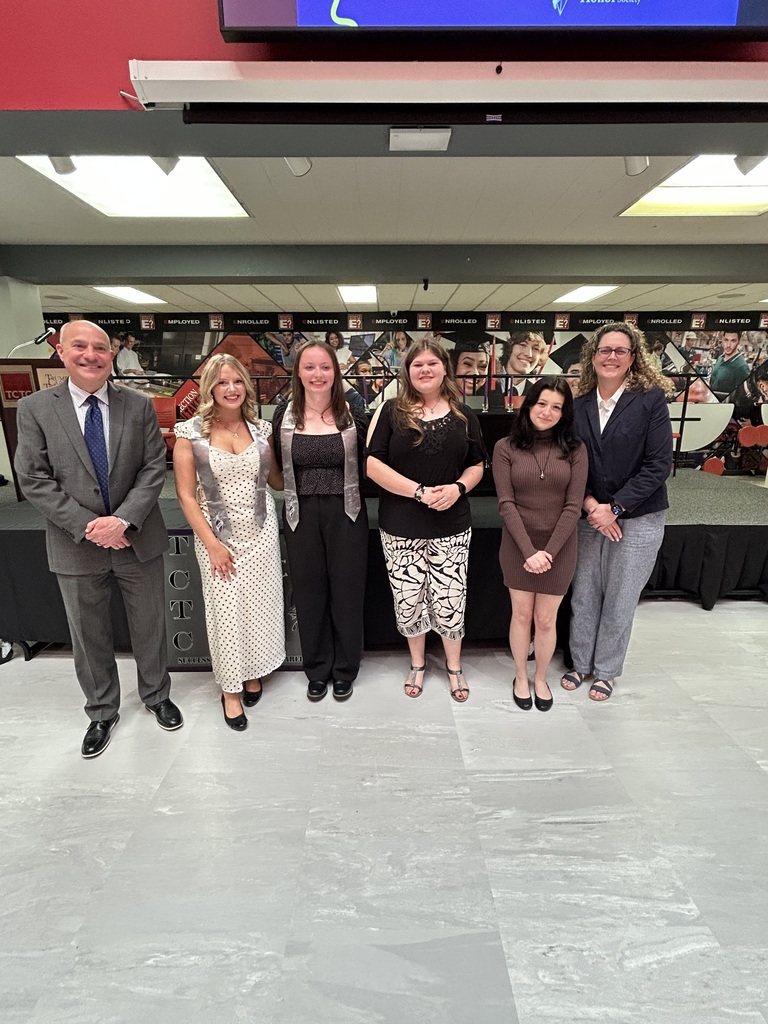 Hubbard High School students stand together after induction into the National Technical Honor Society.