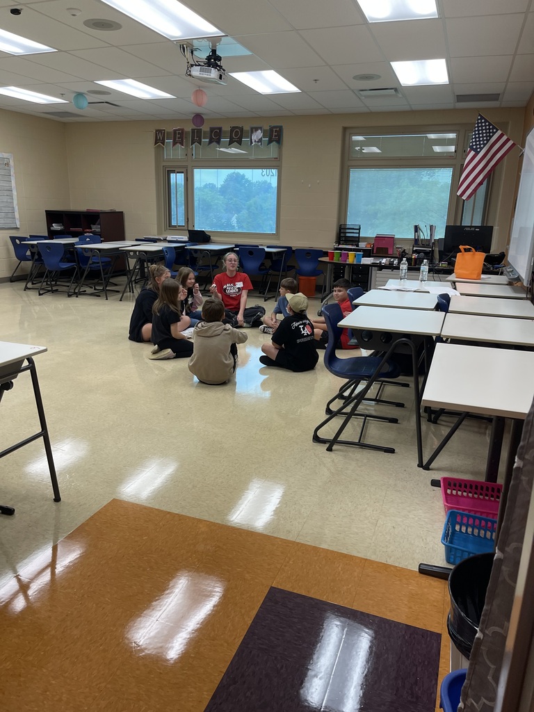 8th grade WEB Leaders welcome and assist 5th grade students during orientation at Hubbard Middle School, helping them learn about their new school and connect with classmates.
